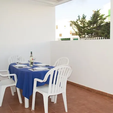 Deep Blue Beach Flat Apartment