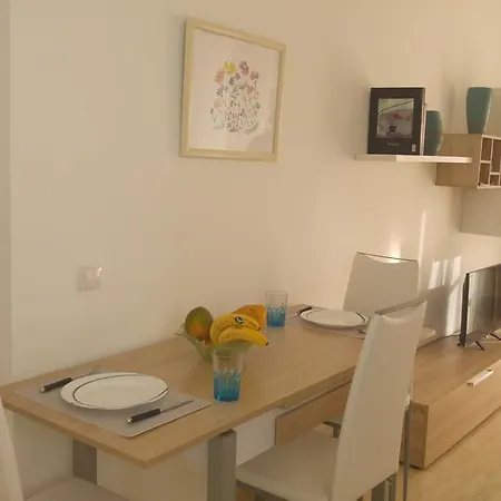 Deep Blue Beach Flat Apartment Playa Honda (Lanzarote)